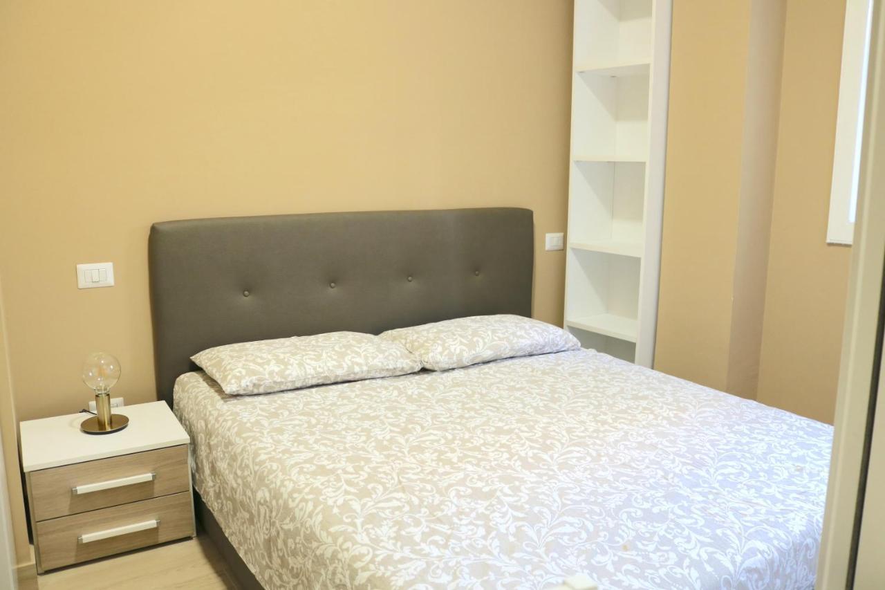 Portello Double Rooms Flat - 3 People, Milan